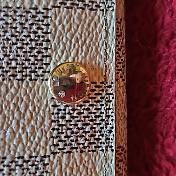 Louis Vuitton Damier Azul 4 Hook Key Holder Case - Picture 3 of 11